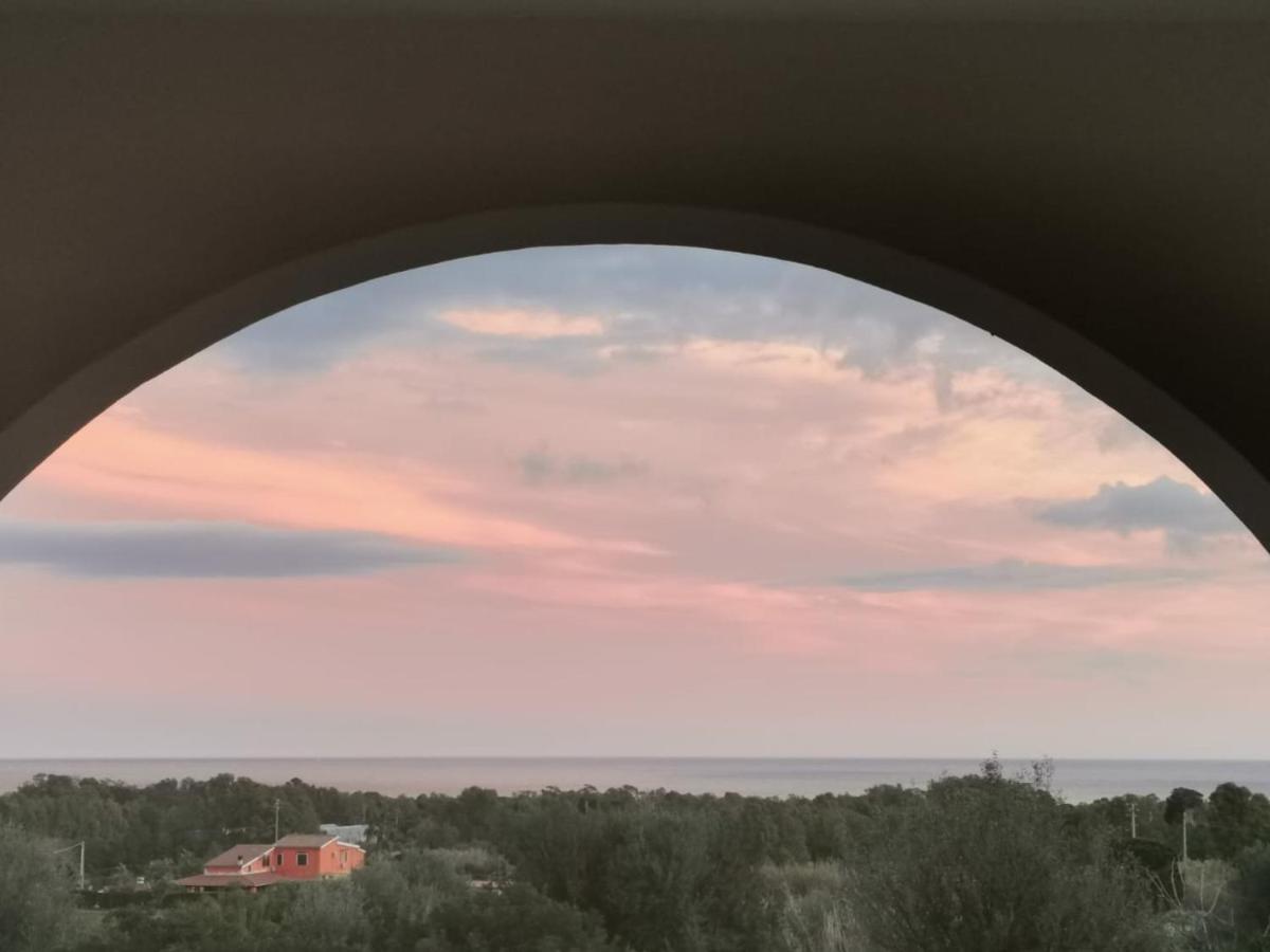 B&B Bentos Pula Di Lucarelli S Exteriör bild